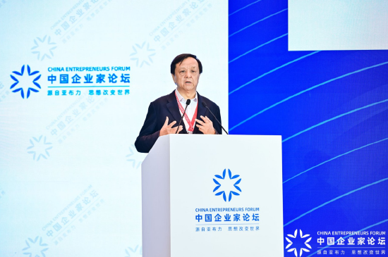 李小加：未来的出海路径是利用AI逻辑，在海外寻找资本